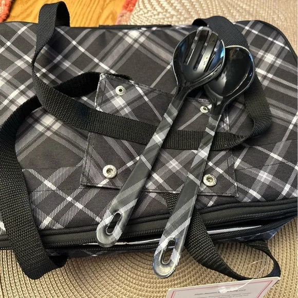Thirty-One Blk Pick Me Plaid Perfect Party Hot Cold Tote & Serving Utensils NWT - Picture 1 of 9